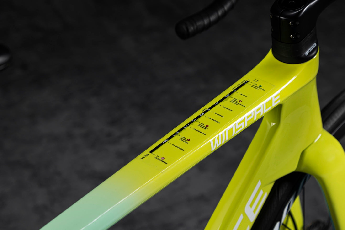 Winspace C5 Aero Road Bike - Shimano 105 Di2