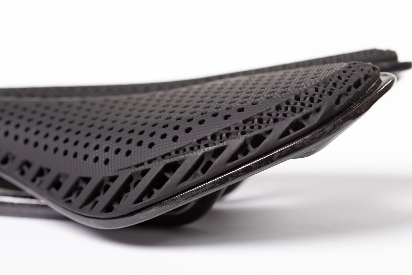 TCP Aero Light 3D Printed Carbon Saddle