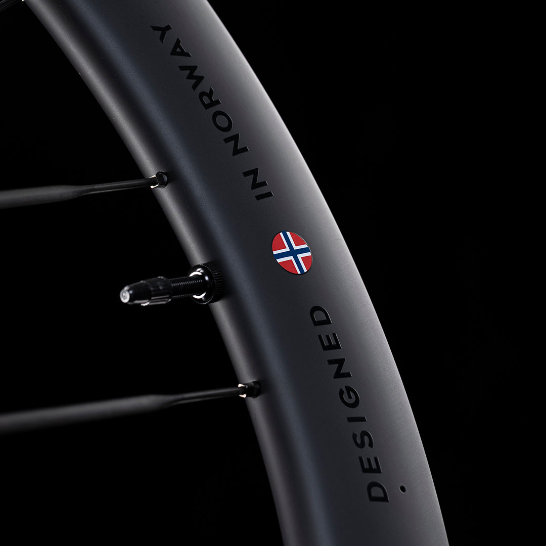 UNAAS Pro Winspace Carbon Wheelset - 50mm Rim Depth