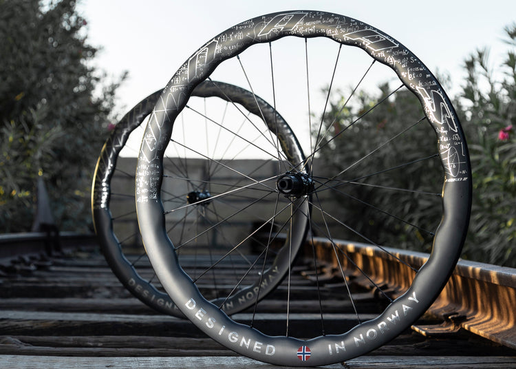 UNAAS Carbon Wheels