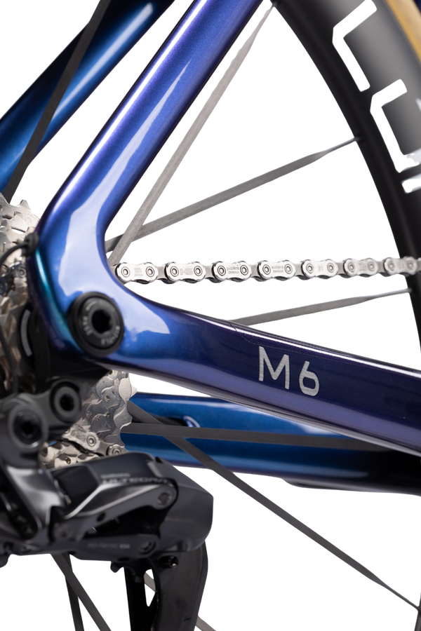 Winspace M6 Aero Road Bike - Shimano 105 Di2