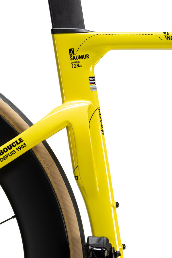 Winspace T1600 Race Bike - SRAM Force AXS