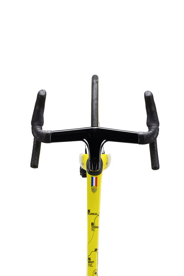 Winspace T1600 Race Bike - SRAM Force AXS