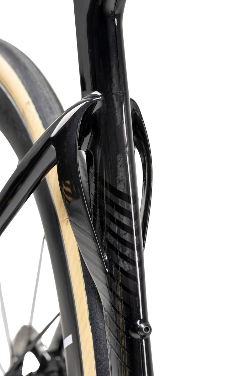 Winspace T1600 Ultra - Shimano Ultegra Di2